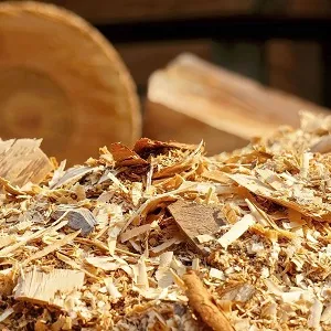 Лиственные опилки оптом в Краснодаре и других различных марок заказать от 16 тонн